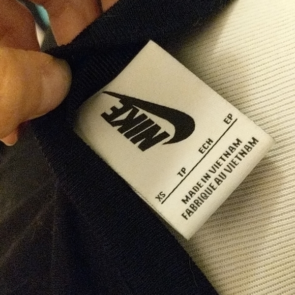 Nike Lab Elbow Length Black Tee - Picture 4 of 4
